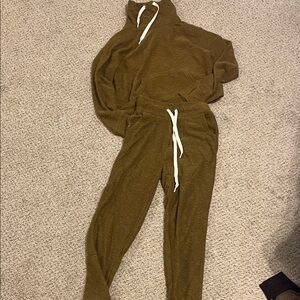 Aerie Olive Green Women's Hoodie and Joggers Set